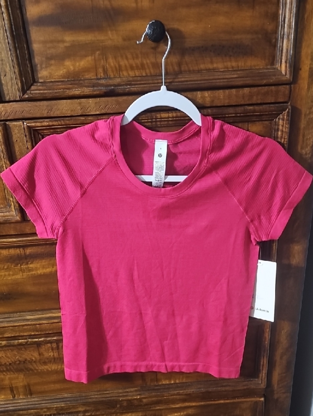 Lululemon Swiftly Tech Short Sleeve 2.0 RACE!! Nwts! PSNT Sz 6